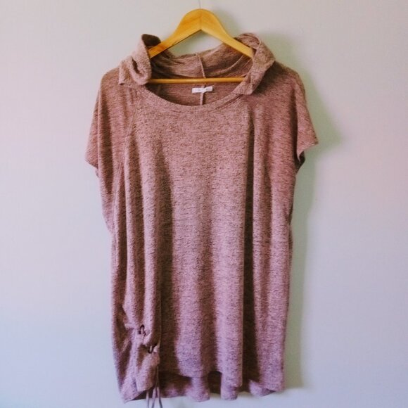 Maurices Hooded Semi Sleeveless Maroon Shirt - Picture 1 of 5